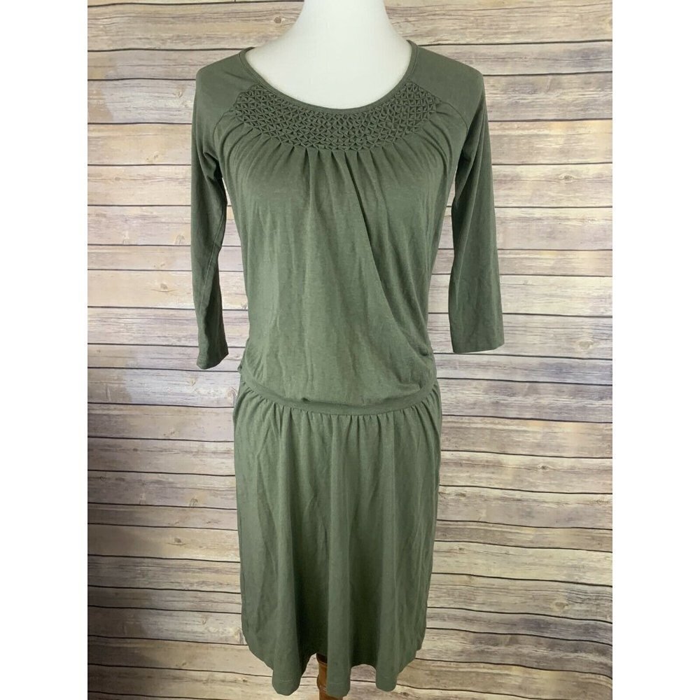 Shade Maternity Dress XS Green Smocked Neck Line